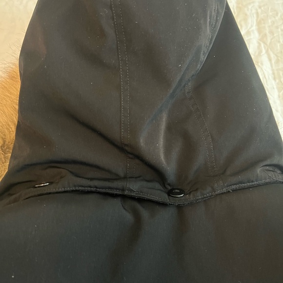 Gallery plus size 2x Black Puffer Coat with faux Fur trim on Hood - Picture 14 of 16